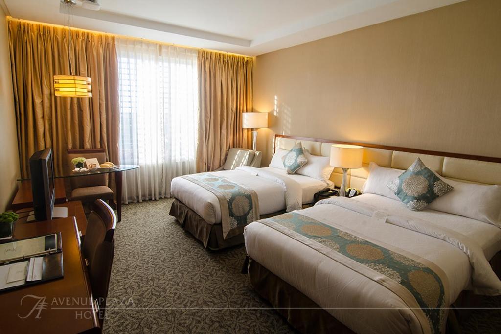 The Avenue Plaza Hotel Нага Екстериор снимка