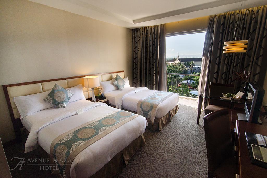 The Avenue Plaza Hotel Нага Екстериор снимка
